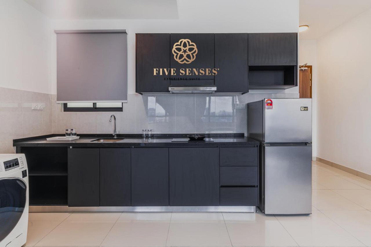 Aparthotel Greenfield Sunway By Five Senses Petaling Jaya Exterior foto